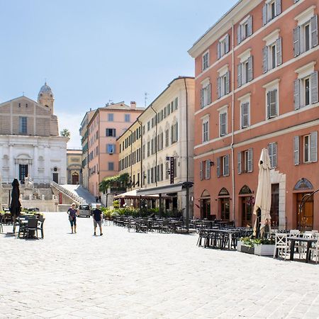 Palazzo Tancredi Apartamento Ancona Exterior foto