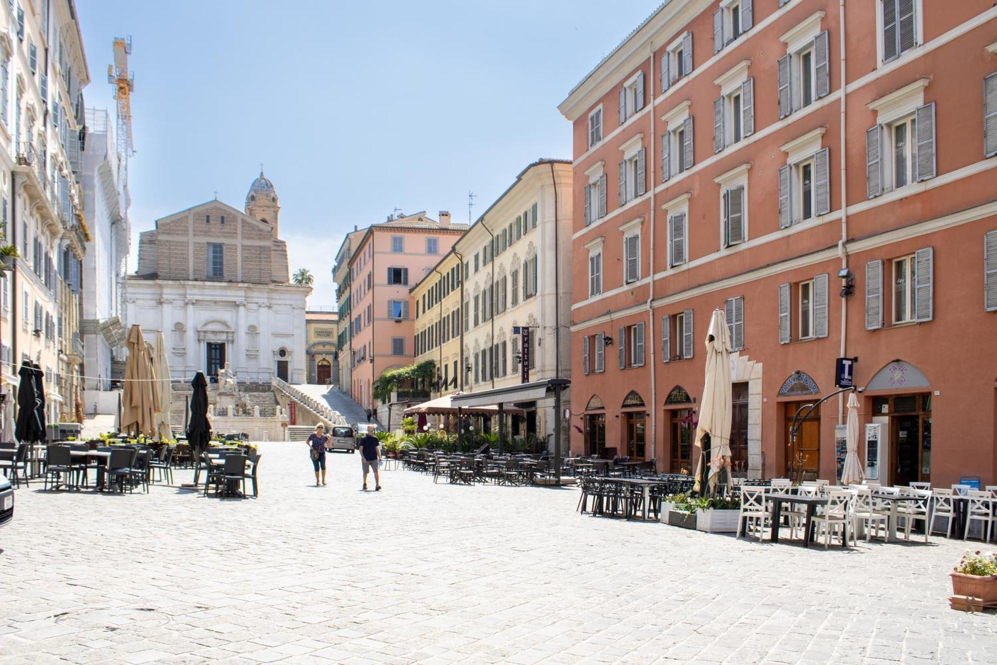 Palazzo Tancredi Apartamento Ancona Exterior foto