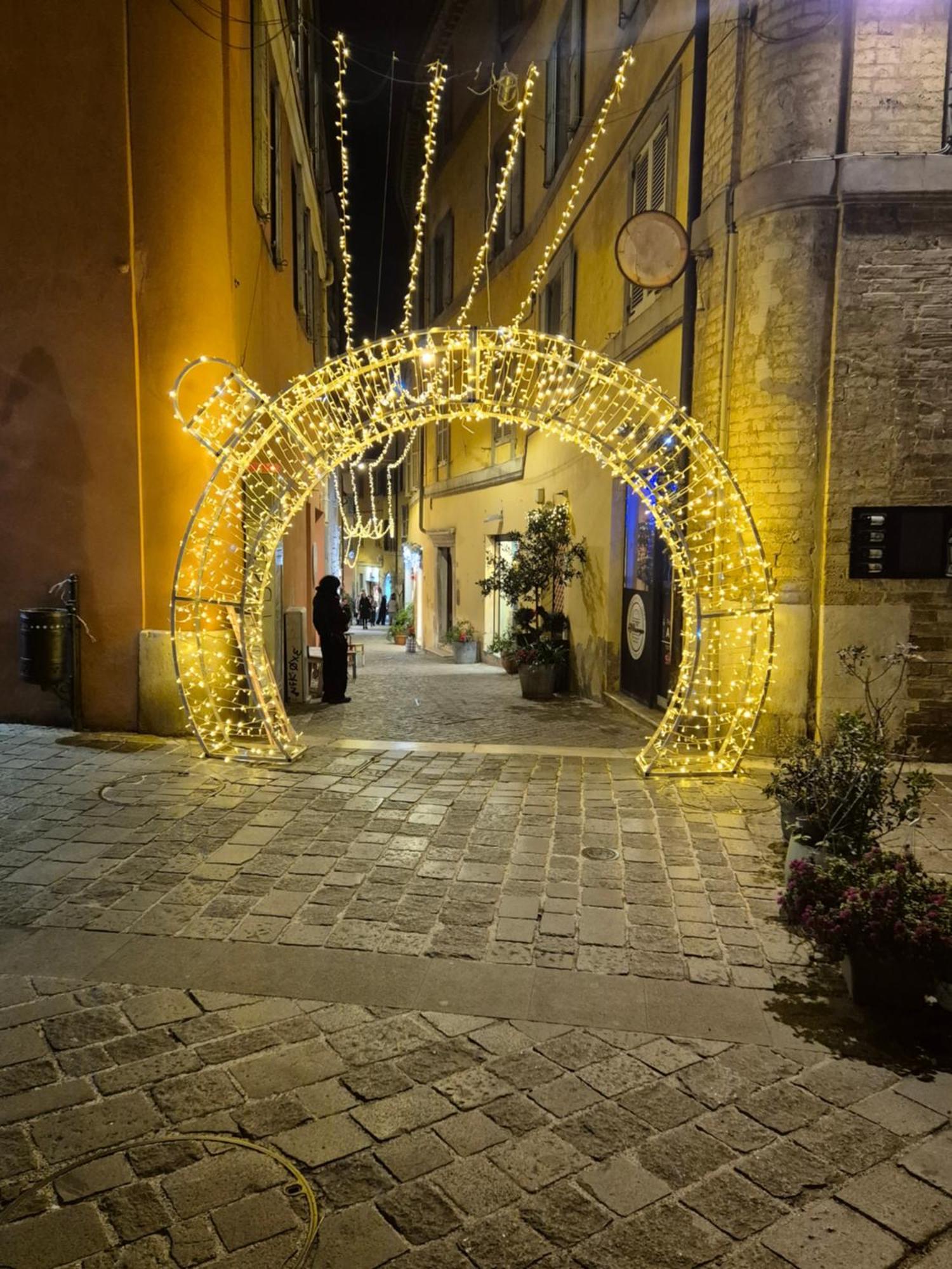 Palazzo Tancredi Apartamento Ancona Exterior foto